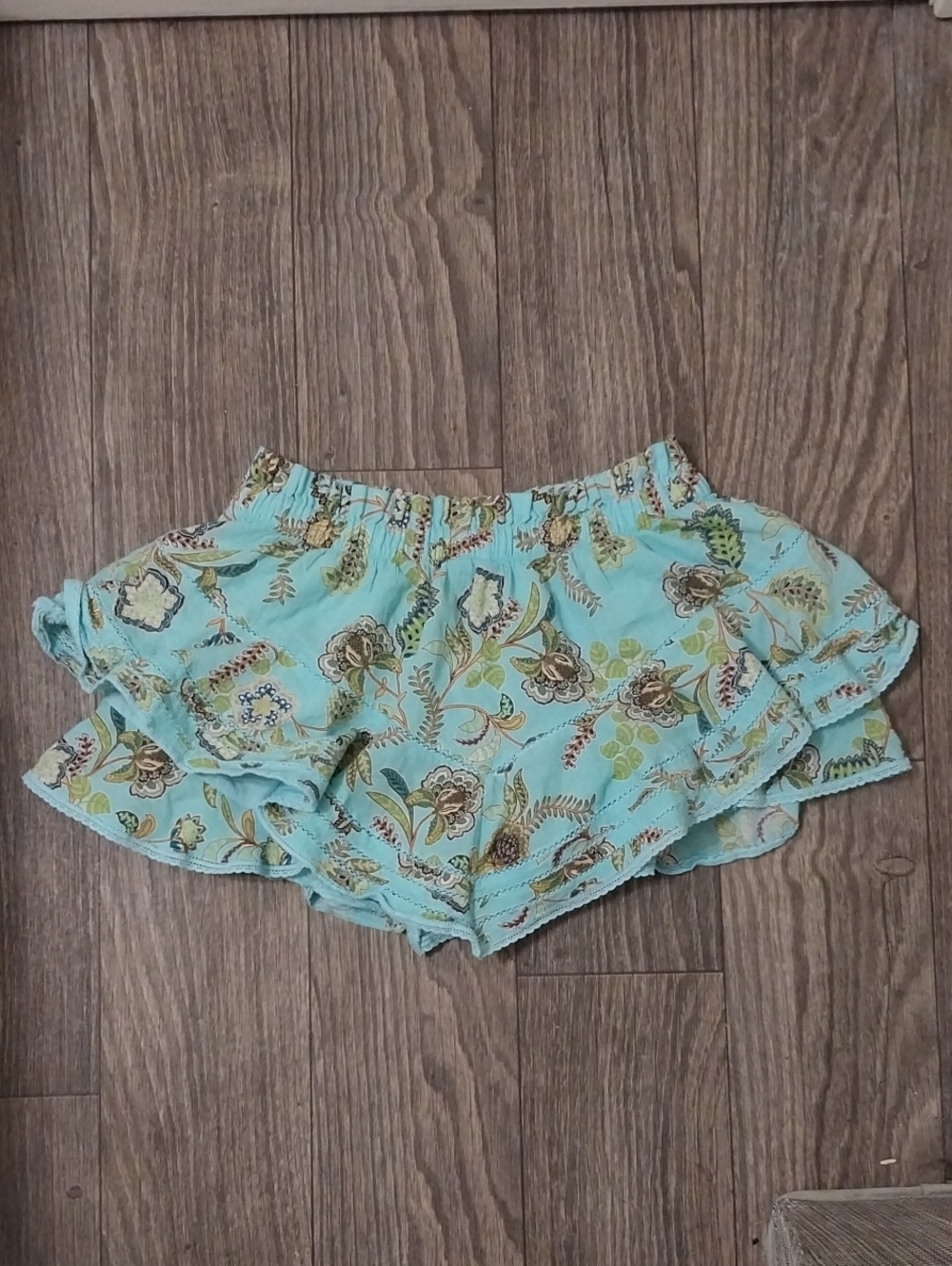 Aeries -Rock N Ruffle Floral Women’s Shorts-Medium